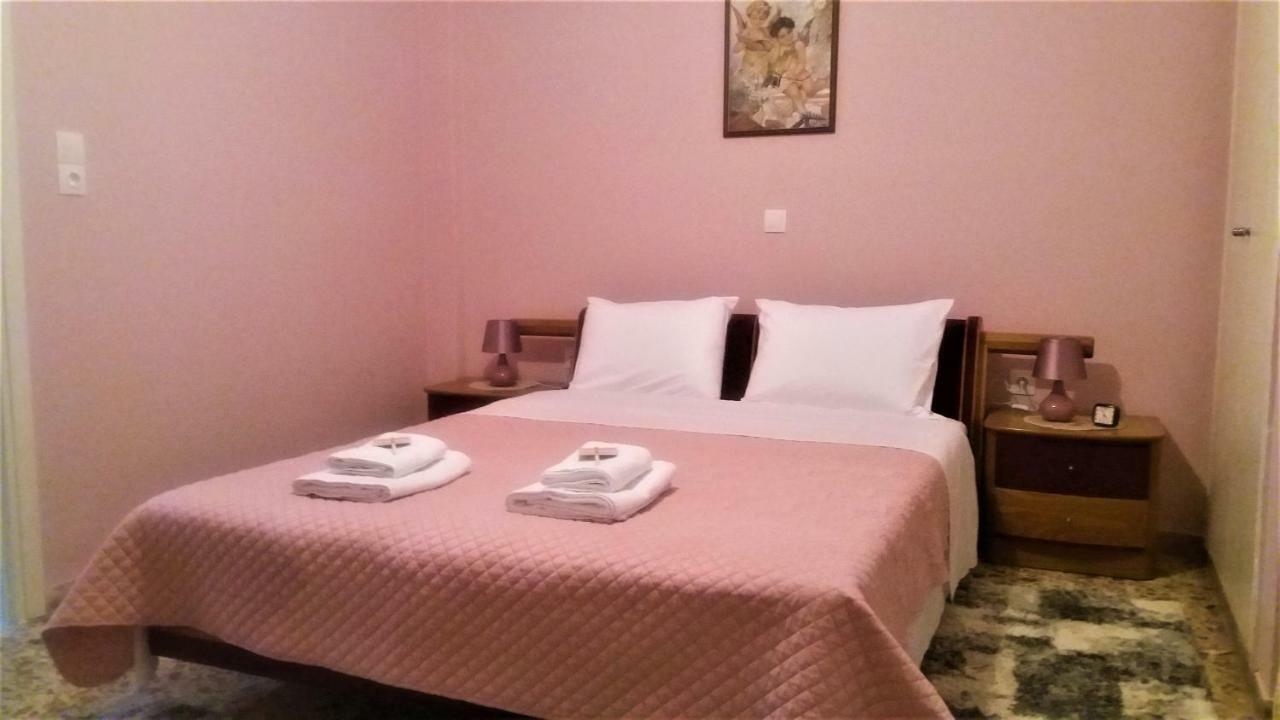 Crystal Home Near Airport Артемида Екстериор снимка