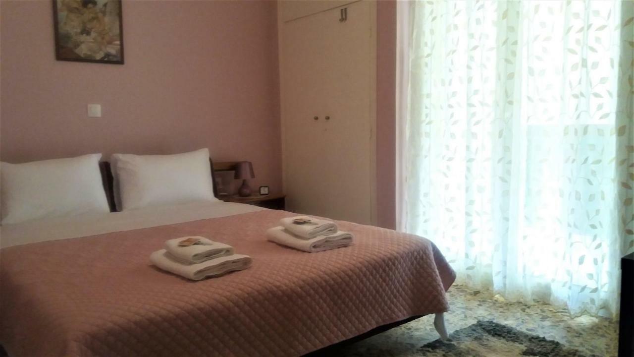 Crystal Home Near Airport Артемида Екстериор снимка